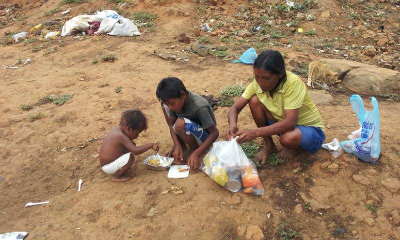 Crianças venezuelanas pobres