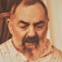 Padre Pio com as estgmas