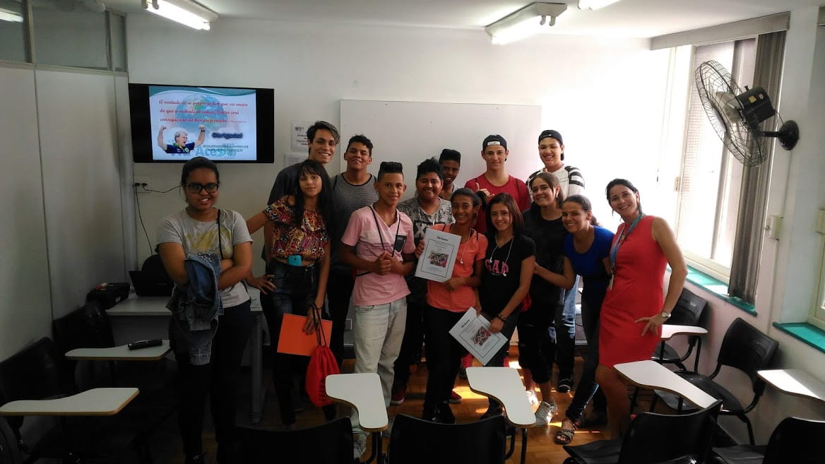 Jovens do Moinho no Instituto Via de Acesso