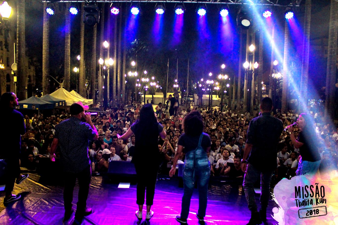 Acordi se apresenta na Praça da Sé