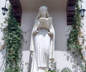Santa Rosa de Lima: a primeira santa das Américas e o perfume da santidade escondida