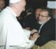 Papa Francisco conversa com Pe. João Henrique