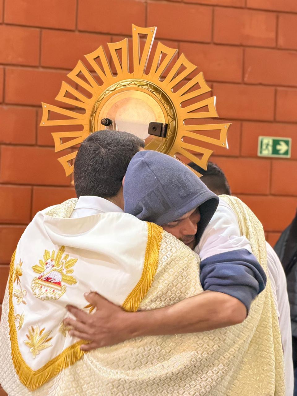 Caridade em ação: Evento Com Deus Tem Jeito mobiliza a Diocese e acolhe irmãos em vulnerabilidade.