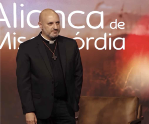 Diácono Júlio Neto realiza evento de lançamento do clipe “Uma Ponte Entre Nós”